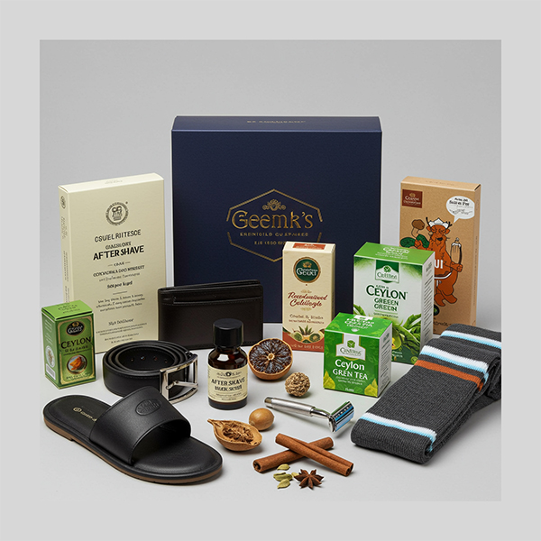 Elderly-Man-Age-60+-_-1_5000